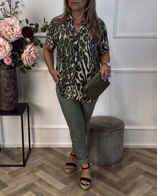 Barbara – Modna Bluzka W Panterkę Z Krótkim Rękawem